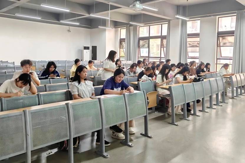 图片 图片